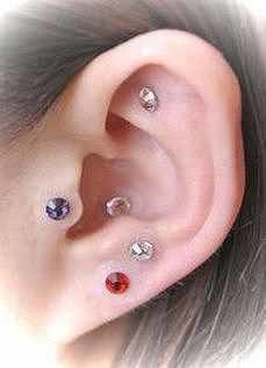 耳つぼ療法・耳つぼスワロ（ジュエリー）